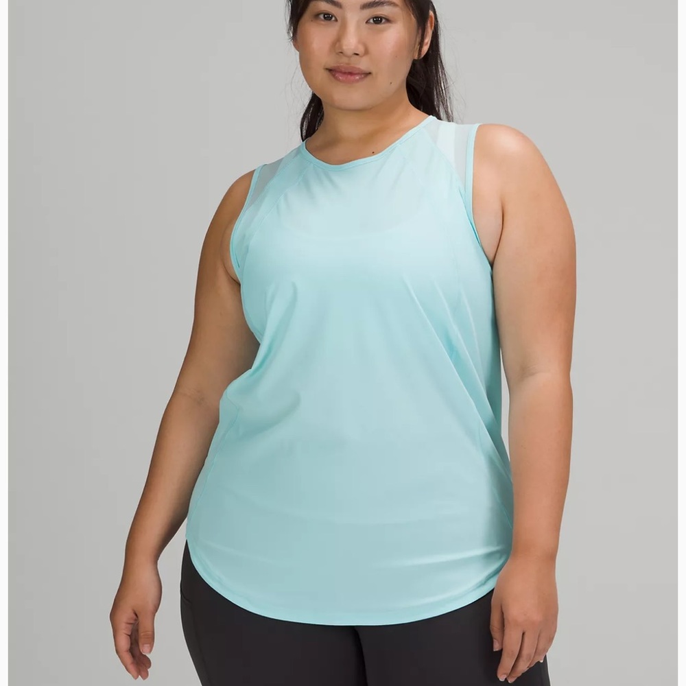 Lululemon Sculpt Tank Top with runners lights on shorts if you bundle w/ shorts